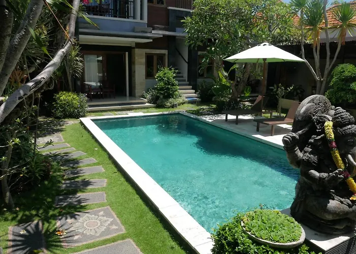 Raj Sindhu Villa Sanur Pensión