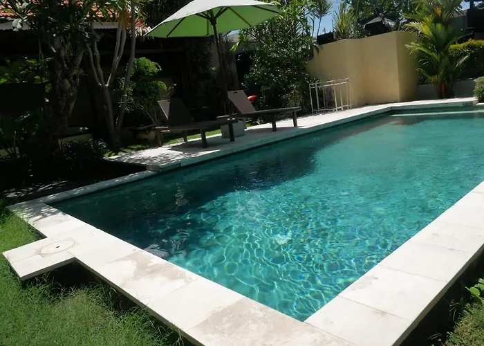 Raj Sindhu Villa Sanur Pensión Sanur
